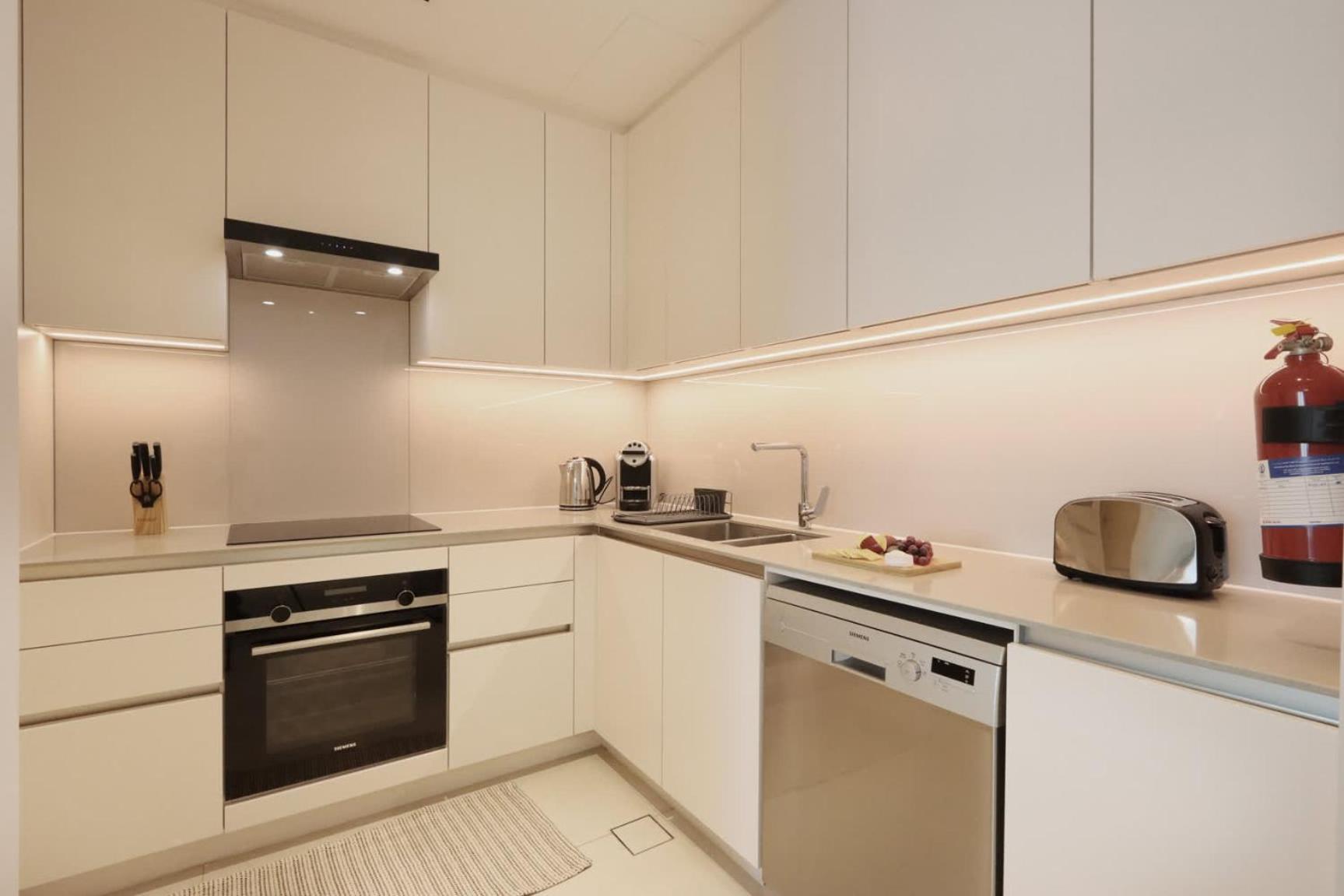 Livbnb Beachfront 2br In Address Jbr Sea & Ain Views Apartment Dubai