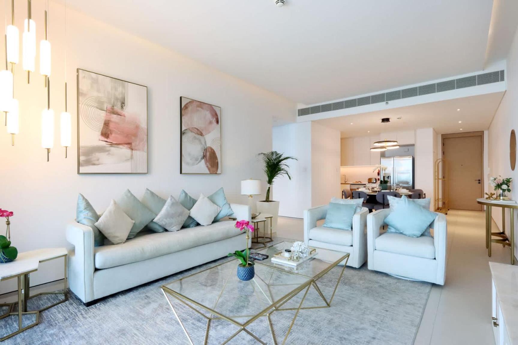 Livbnb Beachfront 2br In Address Jbr Sea & Ain Views * Dubai